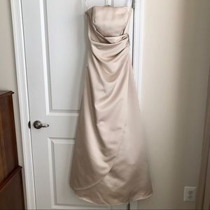 David’s Bridal Champagne A-Line Strapless Bridesmaid / Prom / Formal Dress